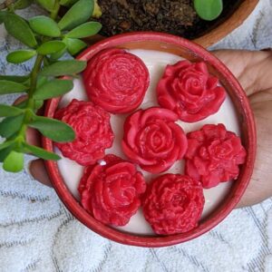 Rose Many