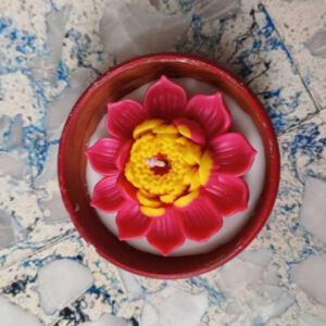 Lotus Candle